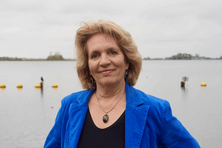 Met trots en enthousiasme kondigt Progressief Teylingen aan dat Sybrinne de Vries zich per 1 september aansluit bij onze fractie. Sybrinne is een bekend gezicht in de lokale politiek en bewijst al jaren dat luisteren, meedenken en doorpakken hét verschil maken. Dat maakt haar de perfecte aanvulling op ons team en een aanwinst voor alle inwoners van Teylingen.