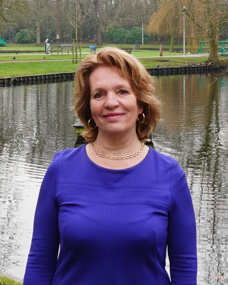 Lokale partij Teylingen Met Elkaar Sybrinne de Vries vd Beukel